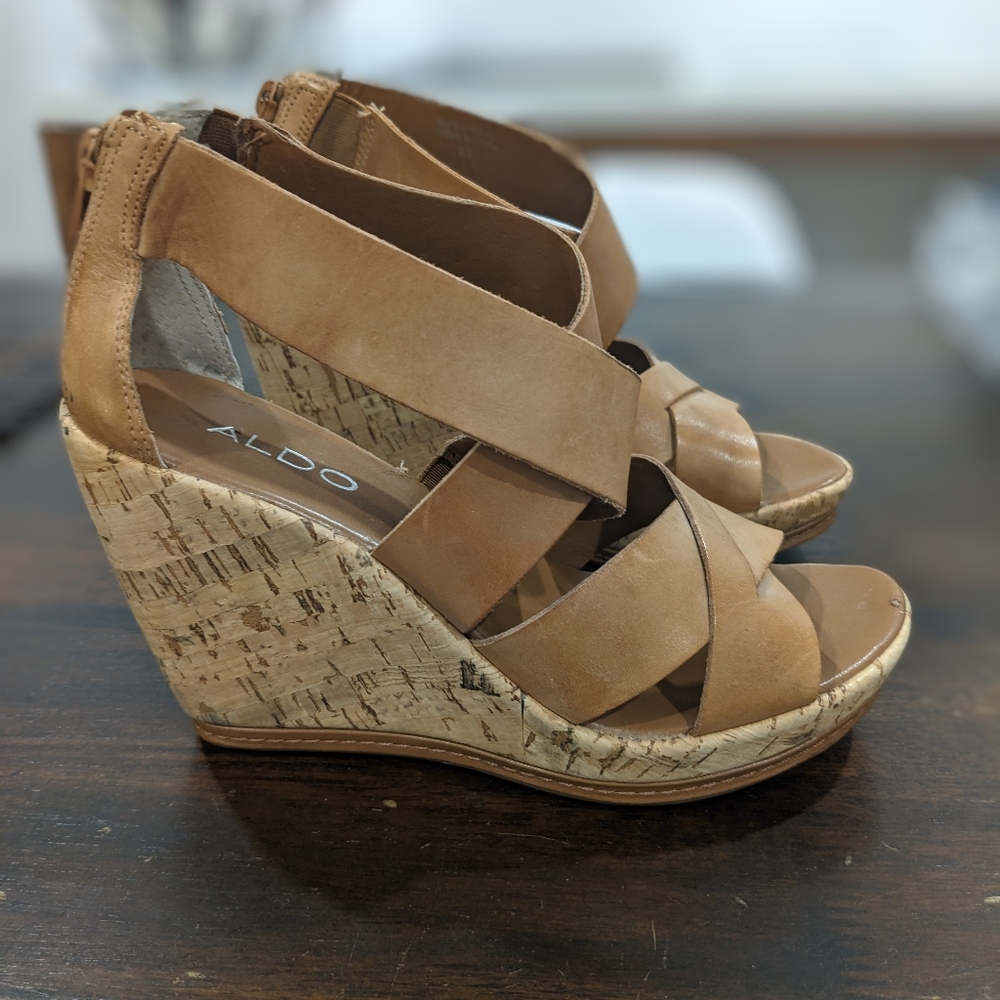 Brown wedge heels from Aldo. Size 37.